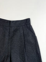 Charger l&#39;image dans la galerie, Short en laine vintage • 36FR
