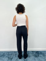 Load image into Gallery viewer, Vintage pleated trousers - size 40

