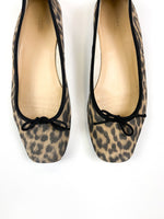 Load image into Gallery viewer, Ballerines en cuir A.P.C • taille 38
