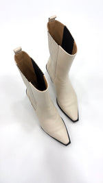 Load image into Gallery viewer, Bottines santiags Aeyde • taille 38
