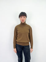 Charger l&#39;image dans la galerie, Pull col roulé marron • taille S
