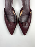 Load image into Gallery viewer, Mules en cuir Costume National • taille 40
