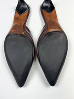 Load image into Gallery viewer, Mules en cuir Costume National • taille 40
