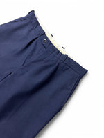 Load image into Gallery viewer, Vintage pleated trousers - size 40
