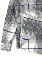 Load image into Gallery viewer, Chemise à carreaux • Taille S/M
