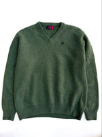 Load image into Gallery viewer, Pull col v en laine Kappa • taille M
