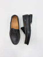 Load image into Gallery viewer, Mocassins en cuir Paraboot • taille 40
