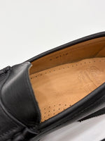 Load image into Gallery viewer, Mocassins en cuir Paraboot • taille 40
