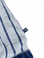 Load image into Gallery viewer, Top Cerruti Jeans • Taille M
