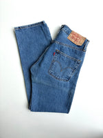 Load image into Gallery viewer, Jean Levi's 501 vintage • W31
